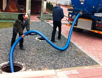 Откачка выгребных ям